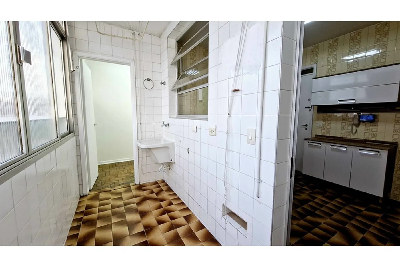 BCCSC 125 Apto 601361003-184 - REMAX Trio Exclusividades