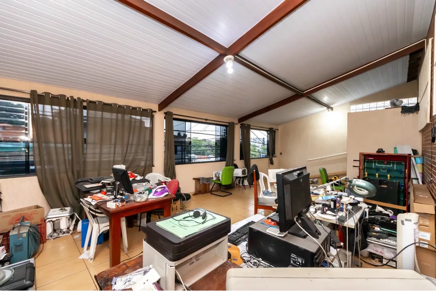 JNLHADC 627 601371063-8 - REMAX Boutique Exclusividades