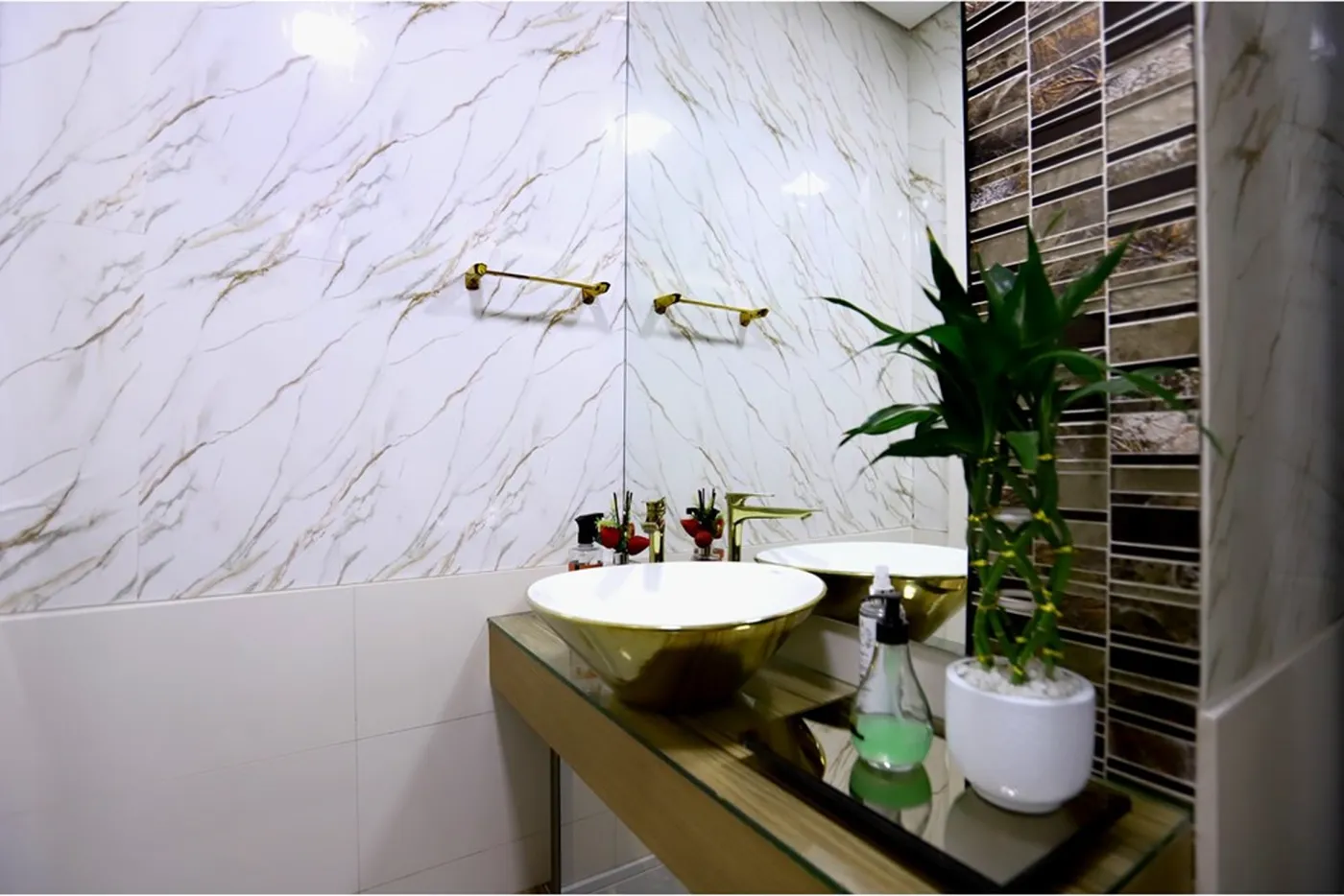 BVVLB 104 Casa 612531061-10 - Remax MC3 Exclusividades