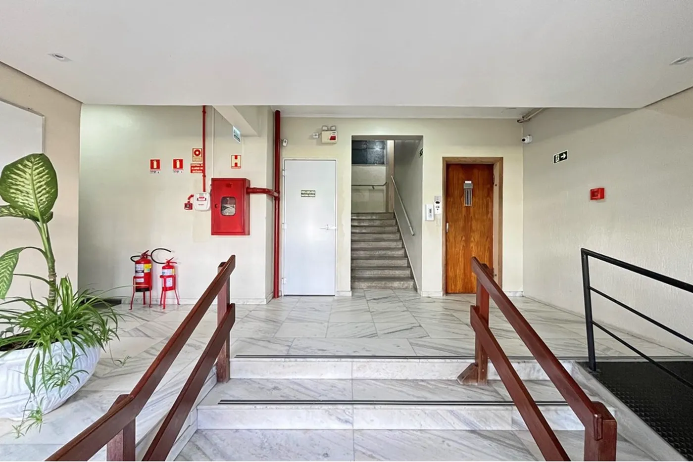 MDI 630 Apto 610101004-52 - REMAX Tri Exclusividades