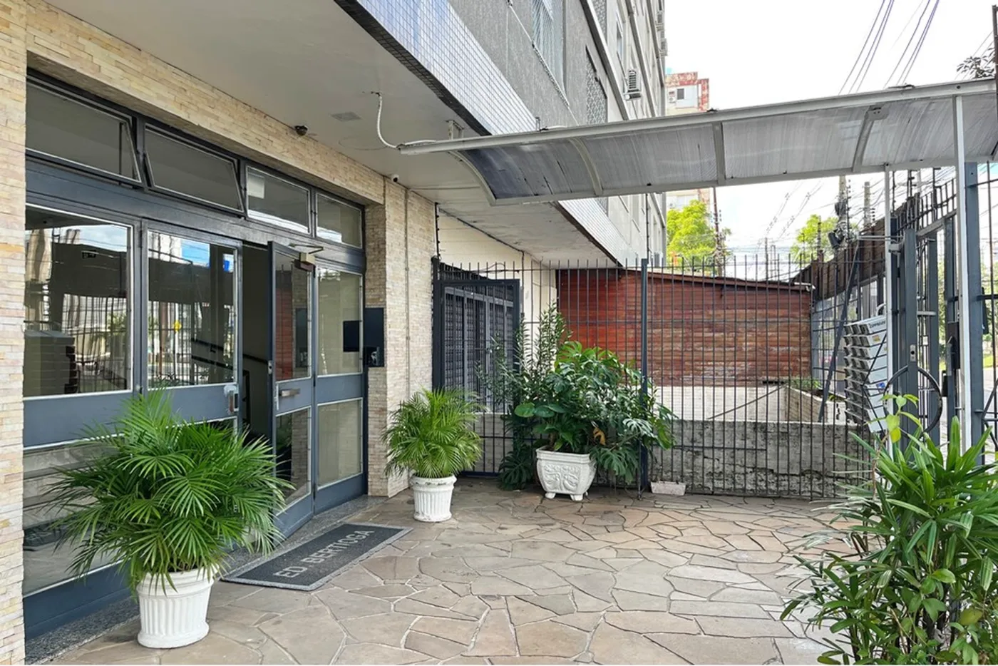 MDI 630 Apto 610101004-52 - REMAX Tri Exclusividades