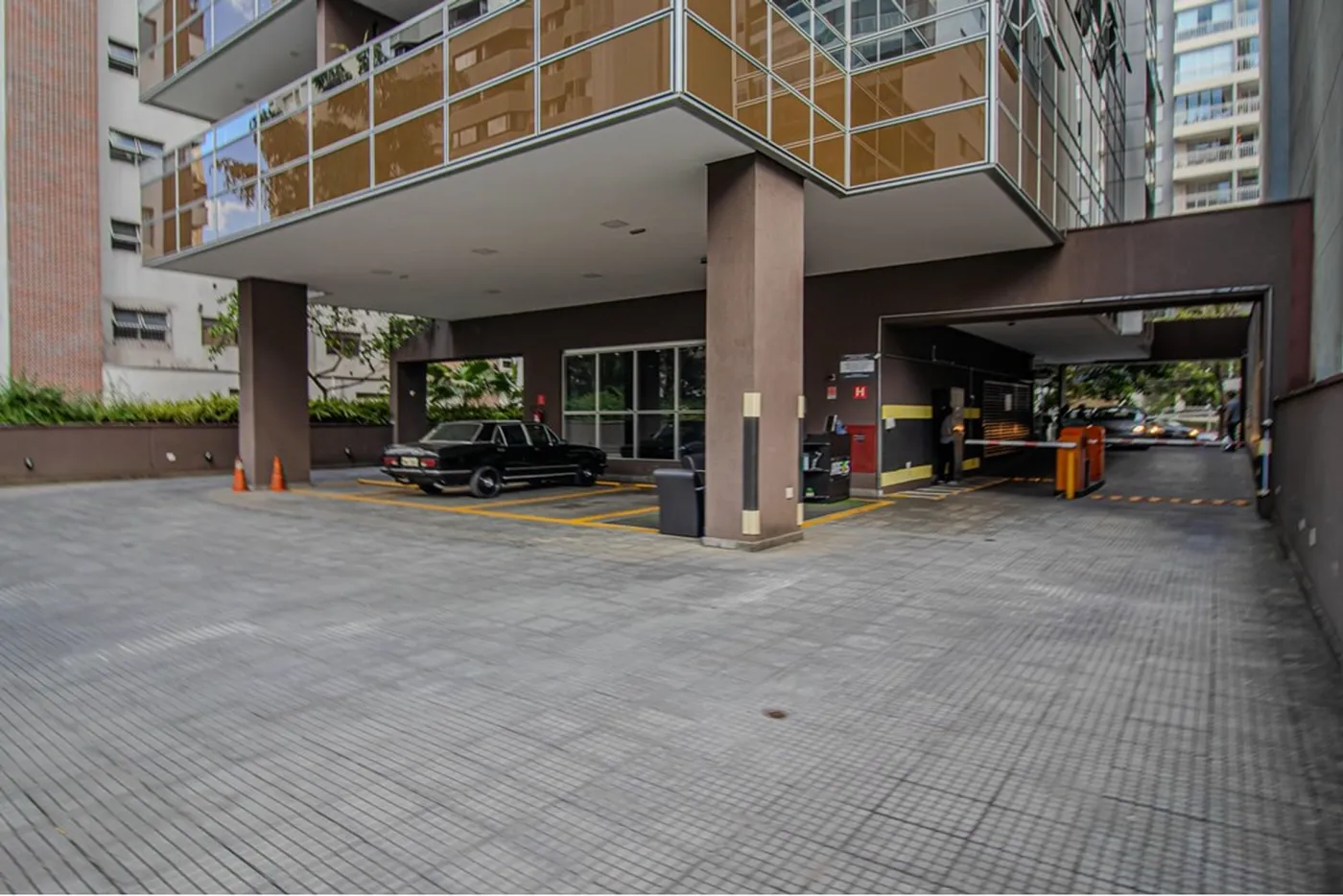 PC 580 Sala 601371001-98 - REMAX Boutique Exclusividades