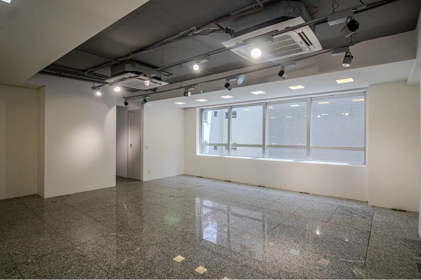 PC 580 Sala 601371001-99 - REMAX Boutique Exclusividades