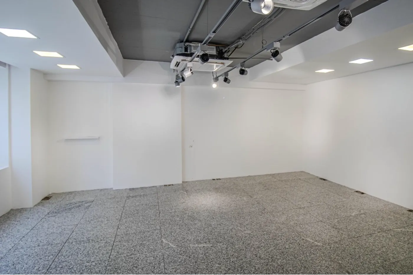 PC 580 Sala 601371001-99 - REMAX Boutique Exclusividades