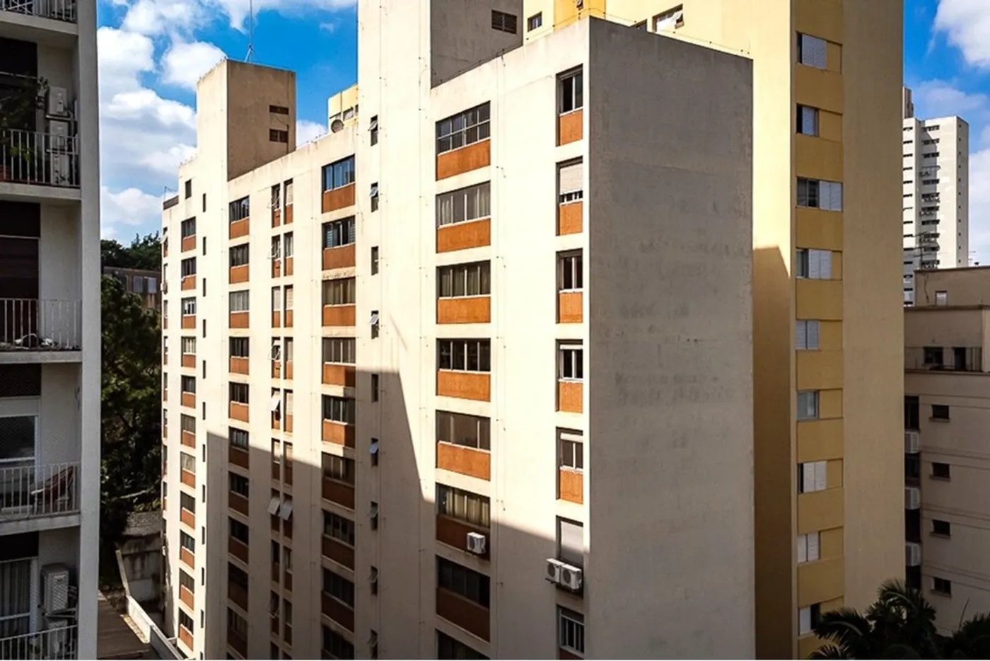 POF 1380 Apto 601371031-54 - REMAX Boutique Exclusividades
