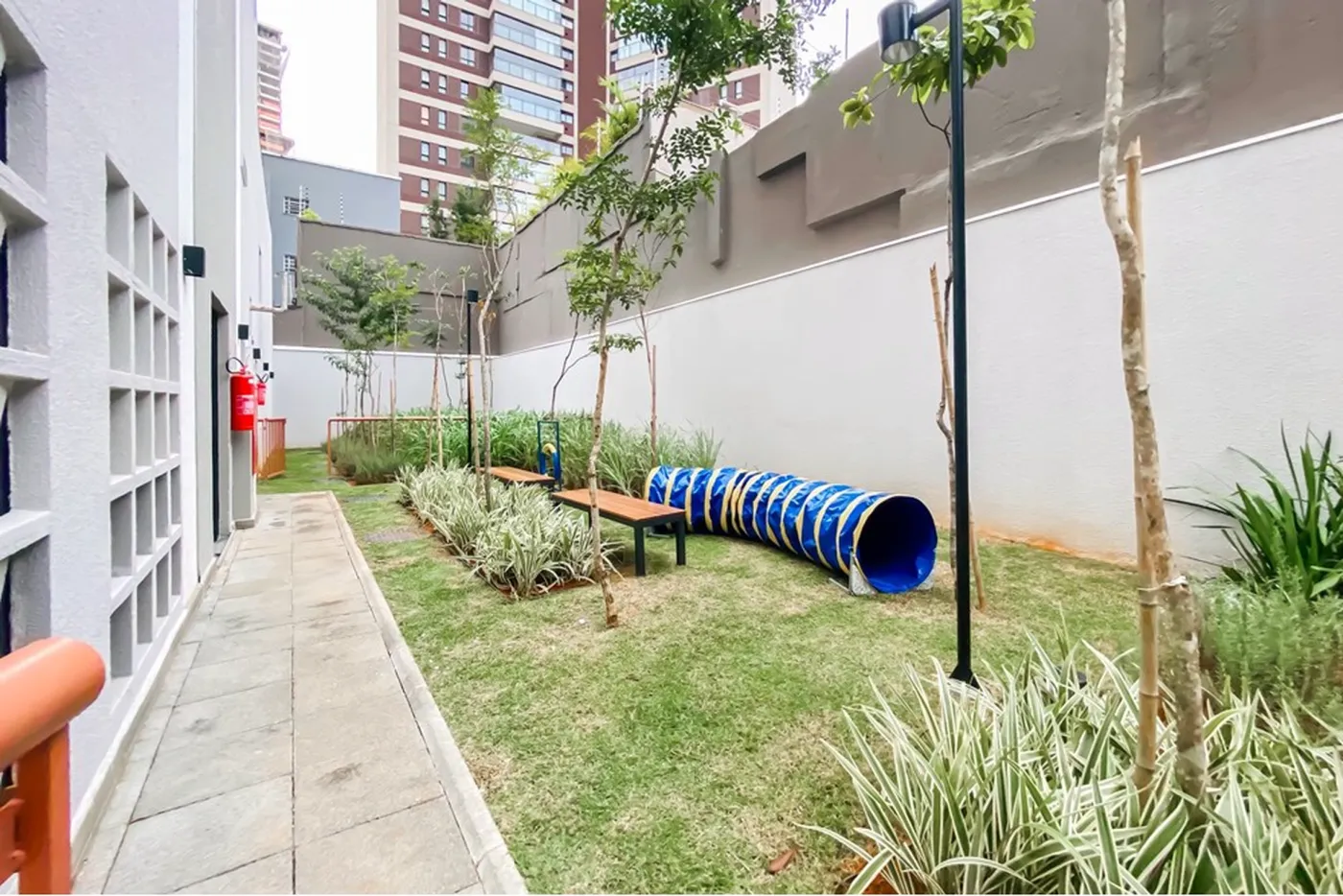 JDACB 112 Apto 601371045-6 - REMAX Boutique Exclusividades
