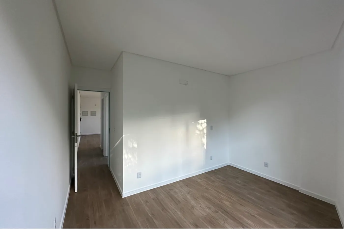 ILI 44 Apto 590441010-63 - REMAX Dream On II Exclusividades