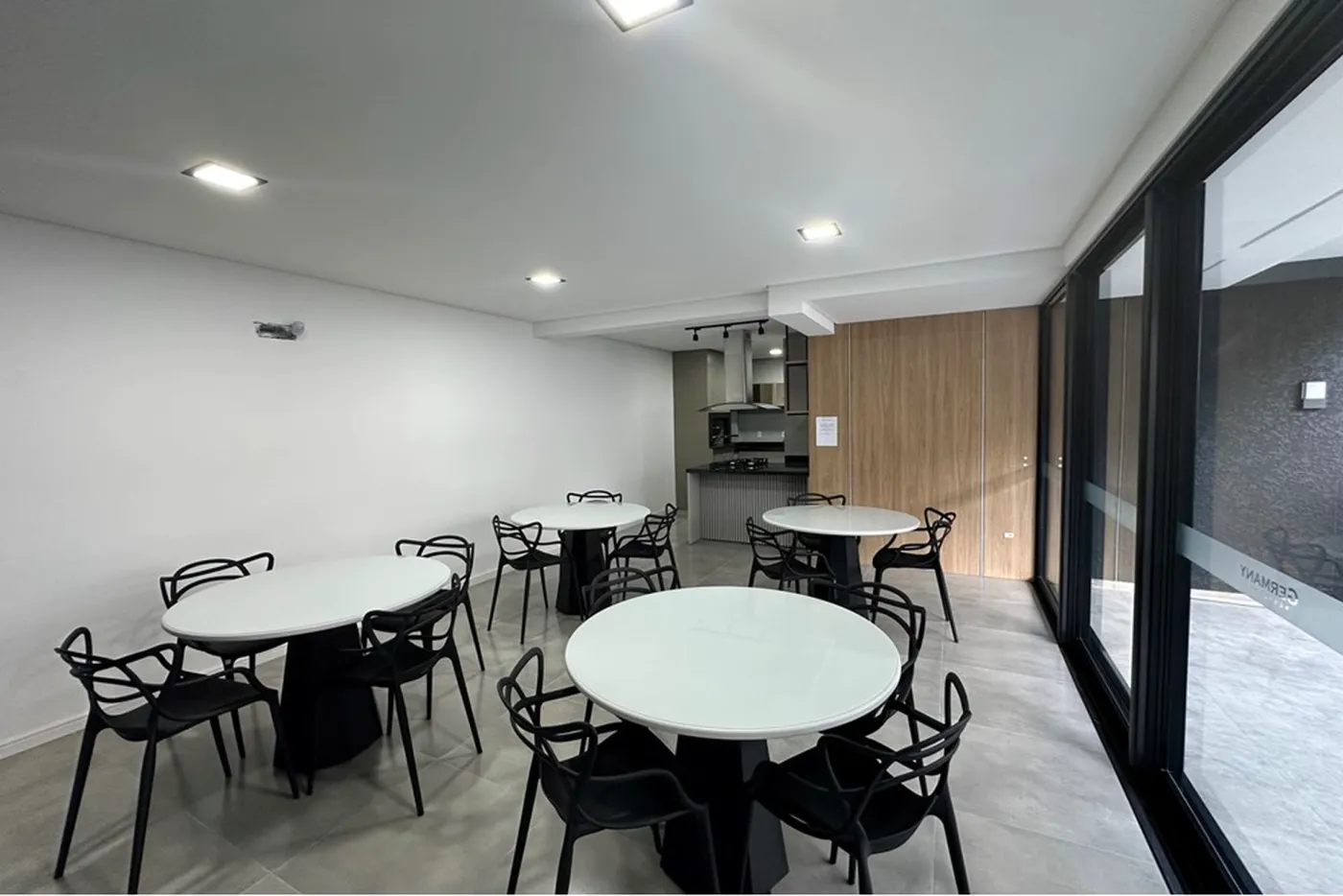 ILI 44 Apto 590441010-63 - REMAX Dream On II Exclusividades