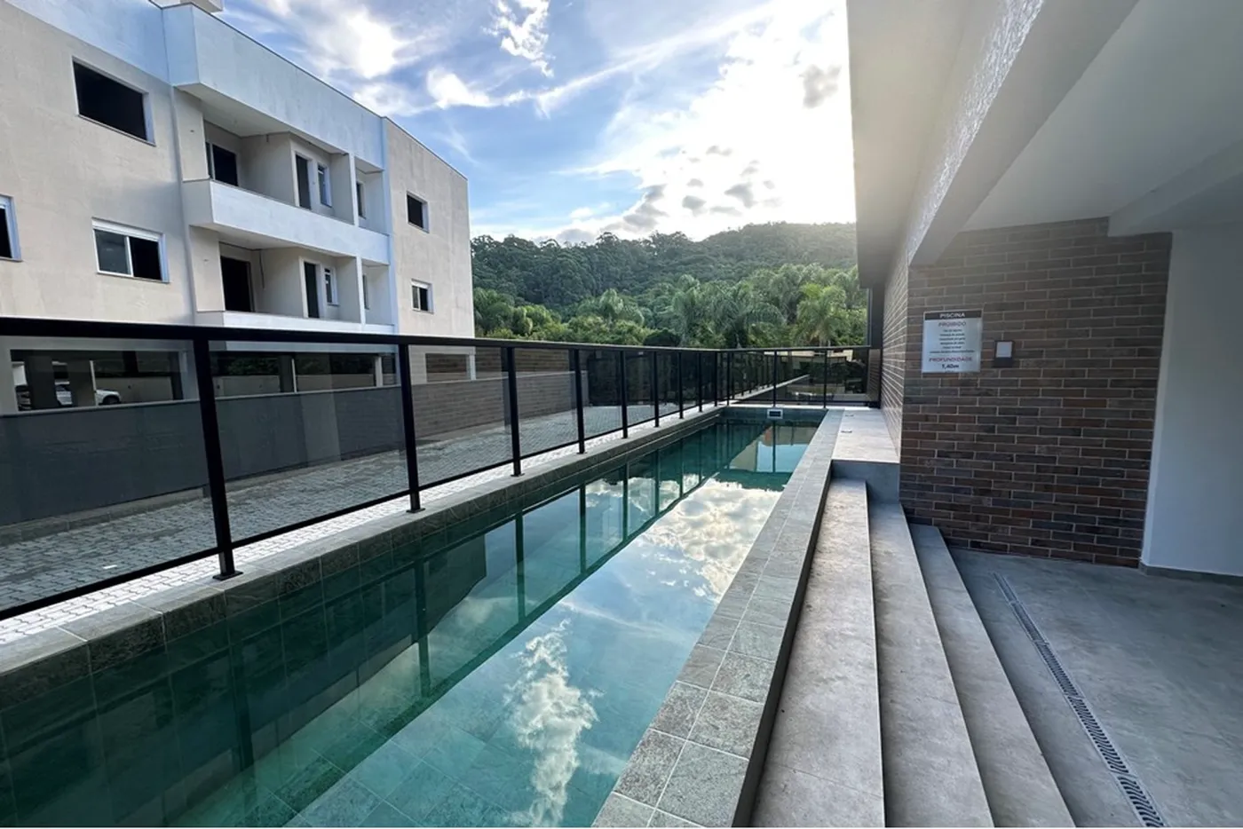 ILI 44 Apto 590441010-63 - REMAX Dream On II Exclusividades
