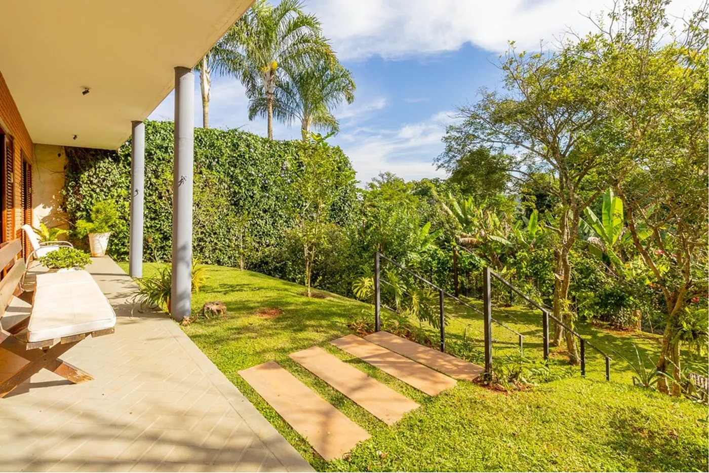 EPDAFDK3 100 Casa 601081064-34 - REMAX Lepex Exclusividades