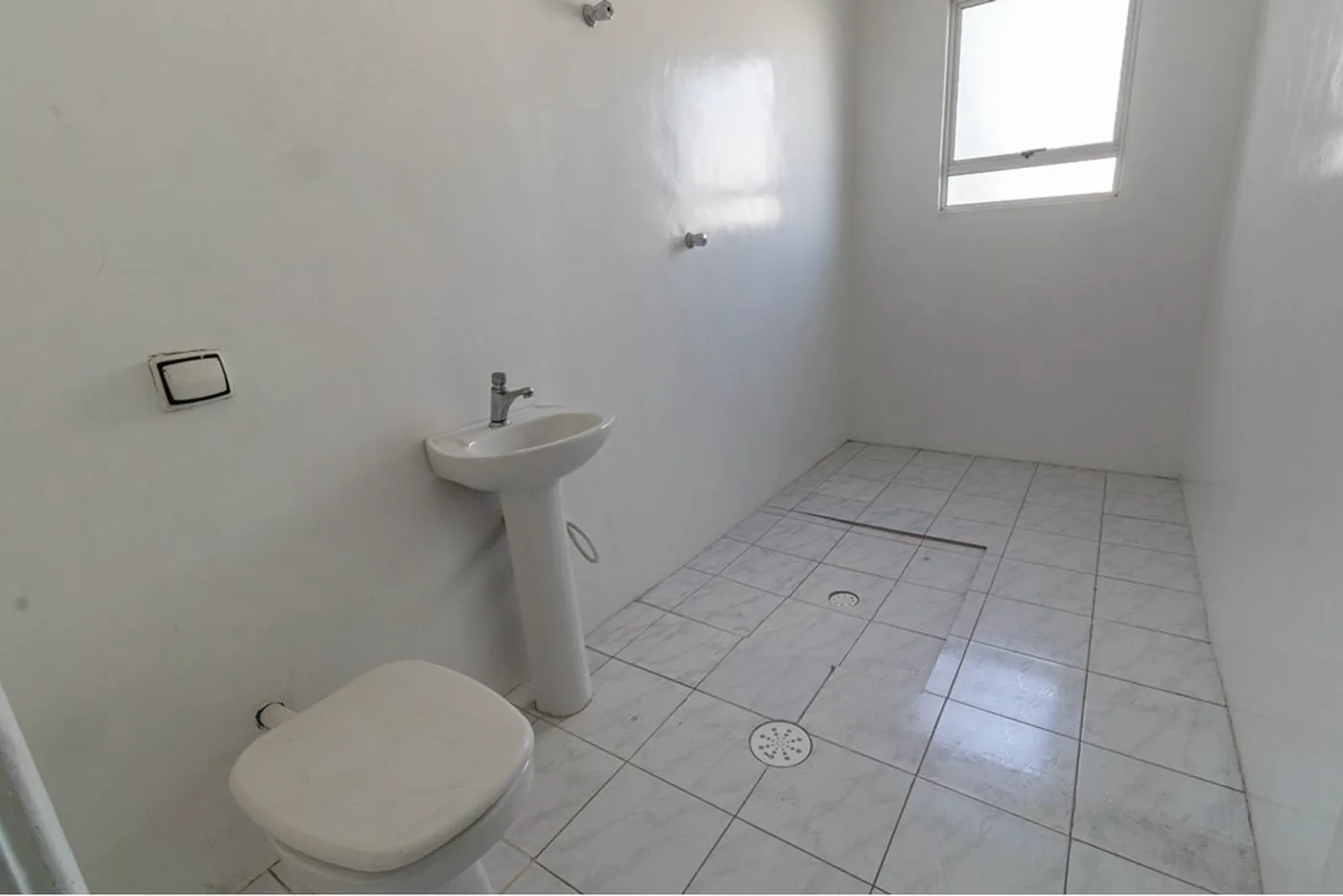 ÁBC 264 Sala 601371083-2 - REMAX Boutique Exclusividades
