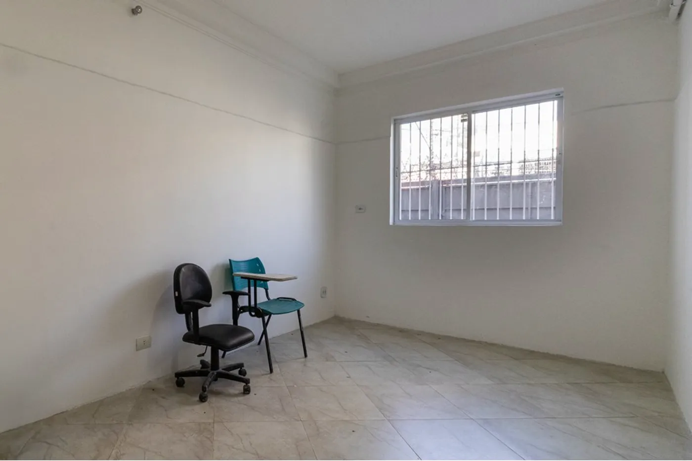 ÁBC 264 Sala 601371083-2 - REMAX Boutique Exclusividades