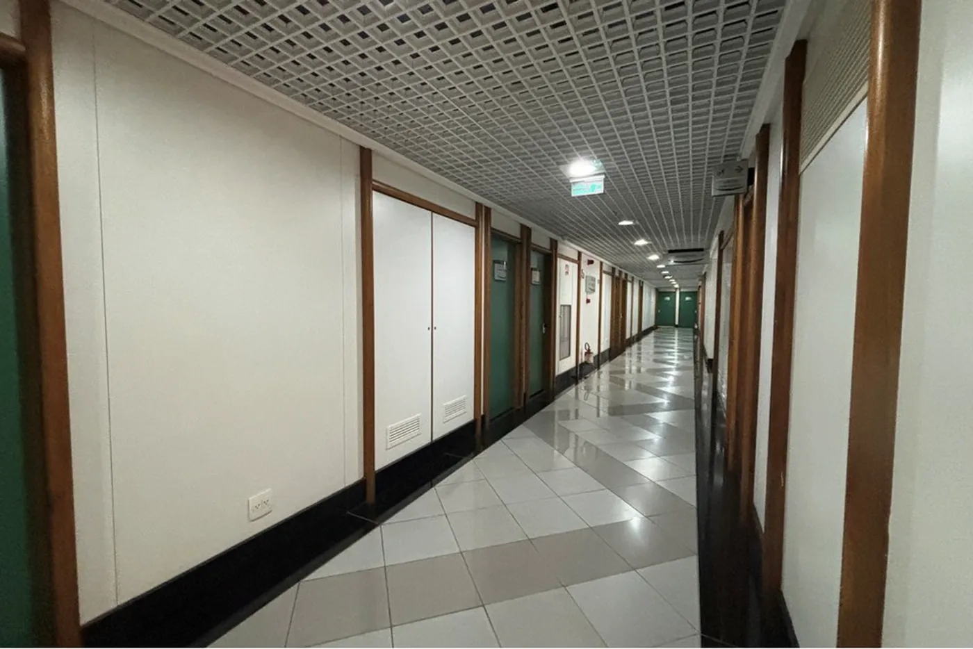 HMG 306 Sala 601081019-47 - REMAX Lepex Exclusividades