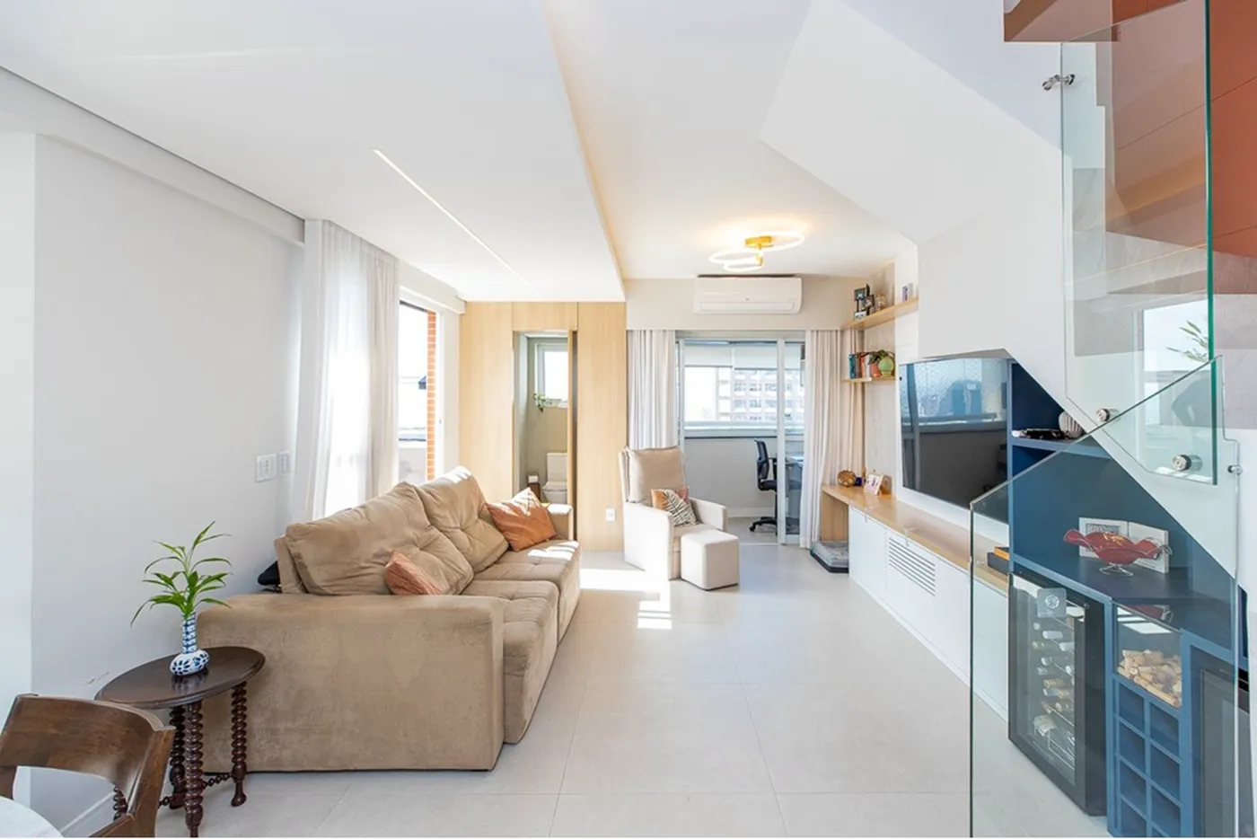 BVMDC 611 Apto 601241014-54 - REMAX Ville Exclusividades