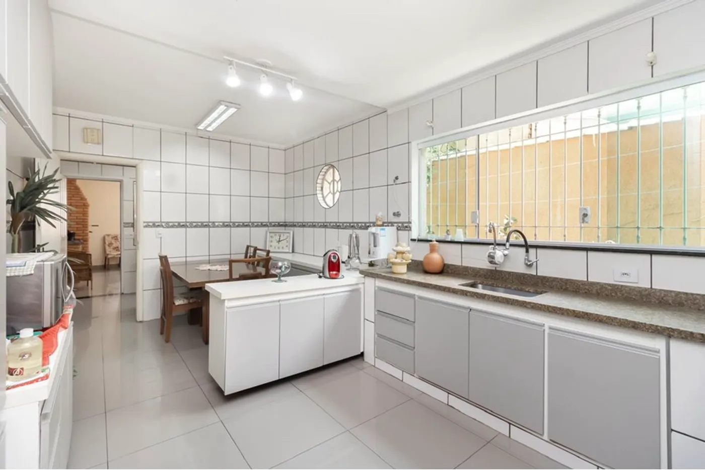 FDÓMMDA 166 601371095-13 - REMAX Boutique Exclusividades