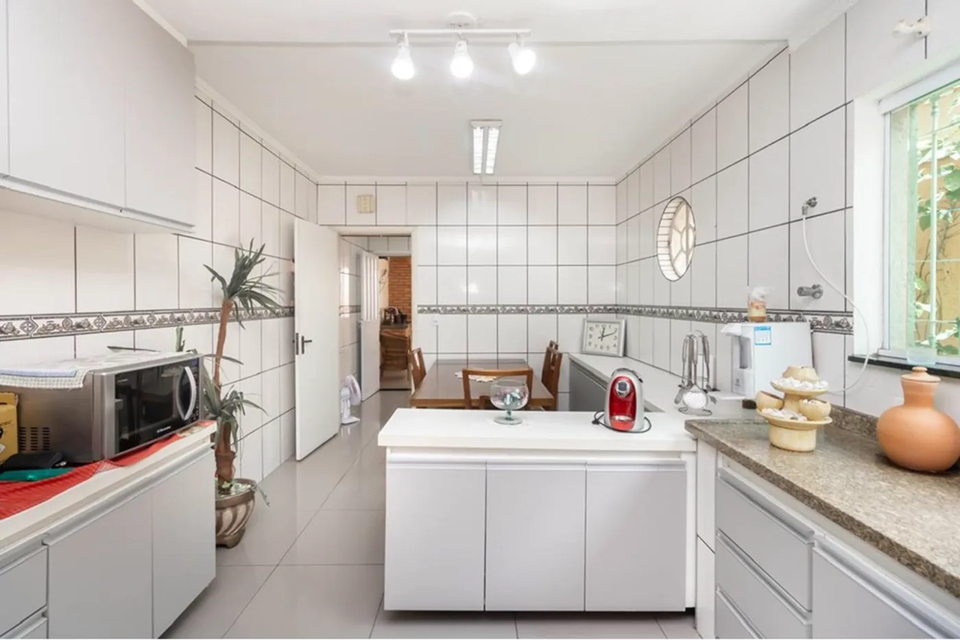 FDÓMMDA 166 601371095-13 - REMAX Boutique Exclusividades