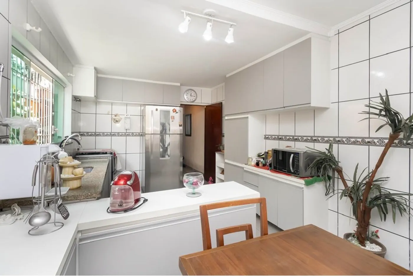 FDÓMMDA 166 601371095-13 - REMAX Boutique Exclusividades