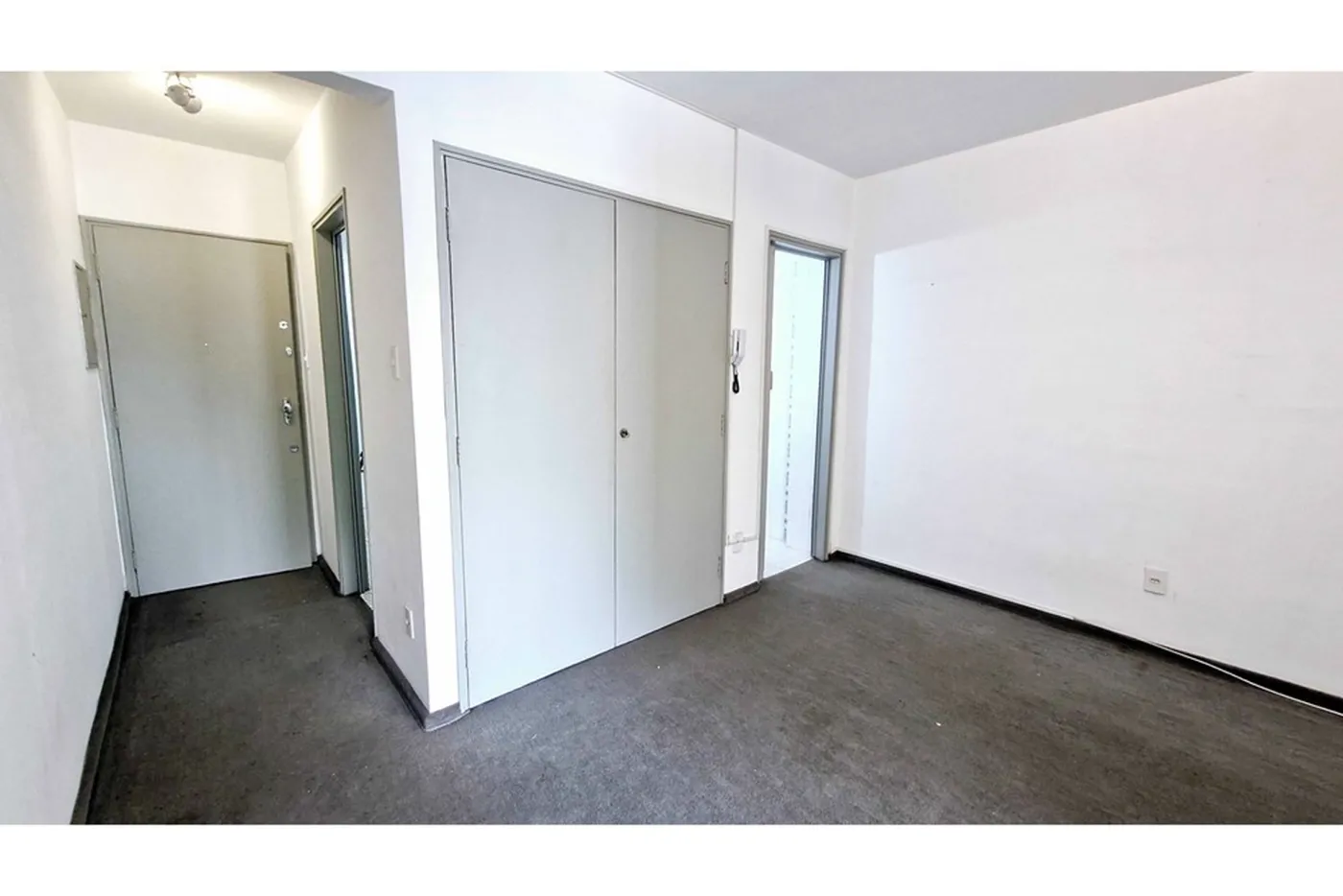VBMB 83 Apto 602301007-10 - Remax Trinity Exclusividades