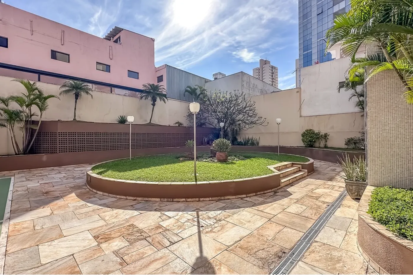 ADSDC 606 Apto 602291041-2 - REMAX B12 Exclusividades