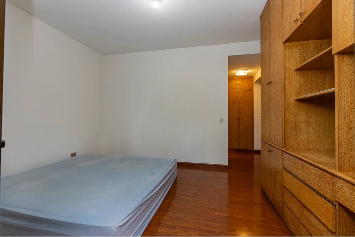 PSG 70 Apto 601371001-100 - REMAX Boutique Exclusividades