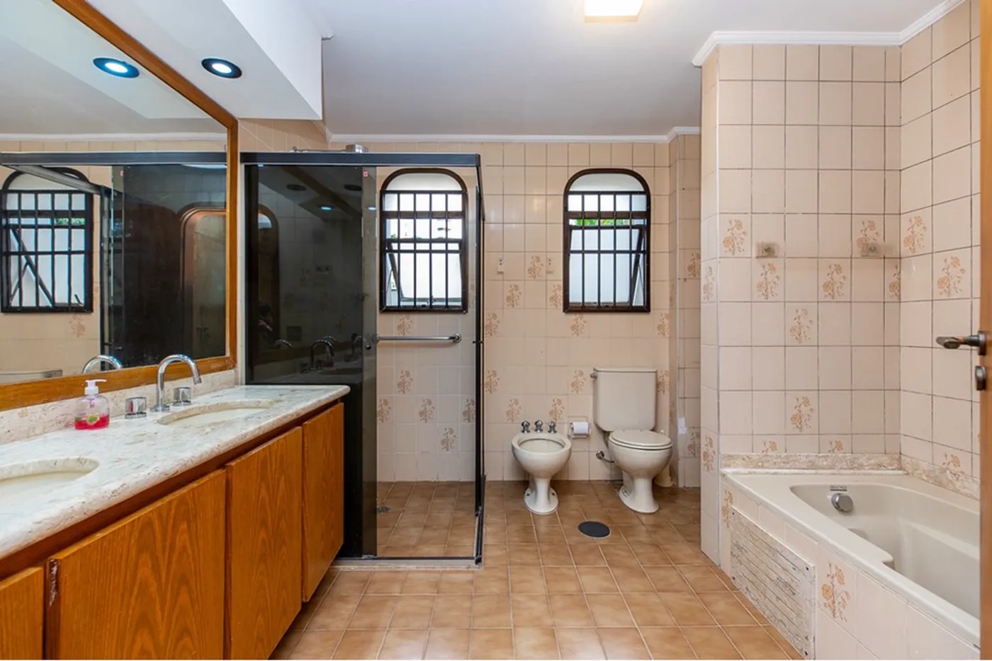 PSG 70 Apto 601371001-100 - REMAX Boutique Exclusividades
