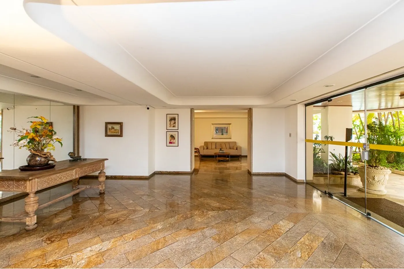 PSG 70 Apto 601371001-100 - REMAX Boutique Exclusividades