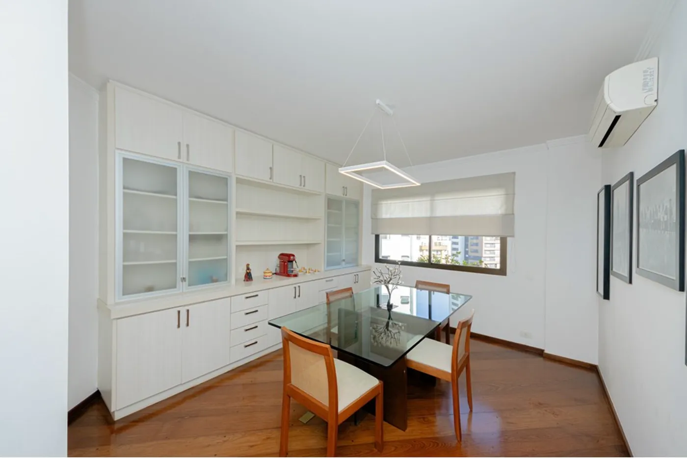 CBE 346 Apto 601371058-12 - REMAX Boutique Exclusividades