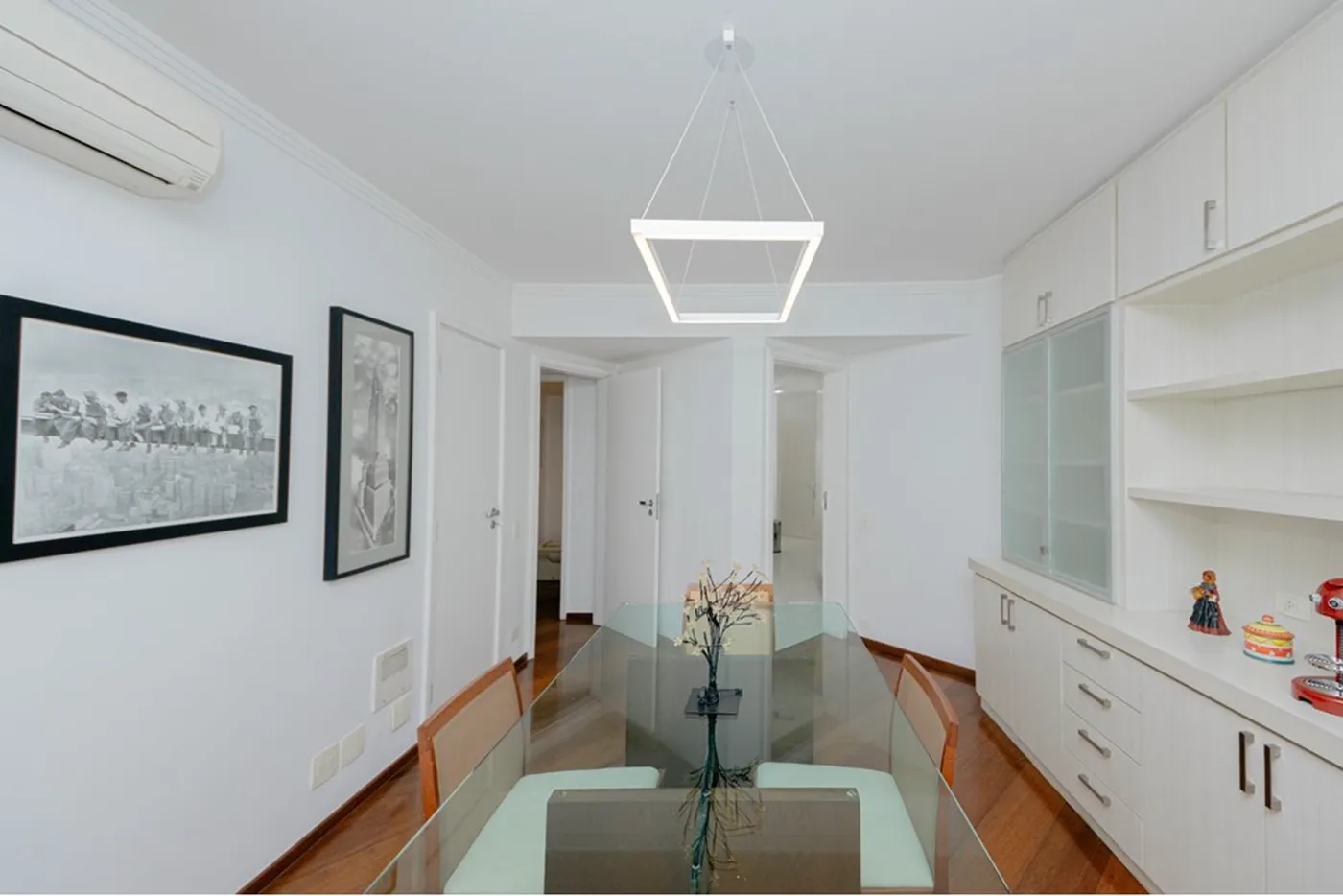 CBE 346 Apto 601371058-12 - REMAX Boutique Exclusividades
