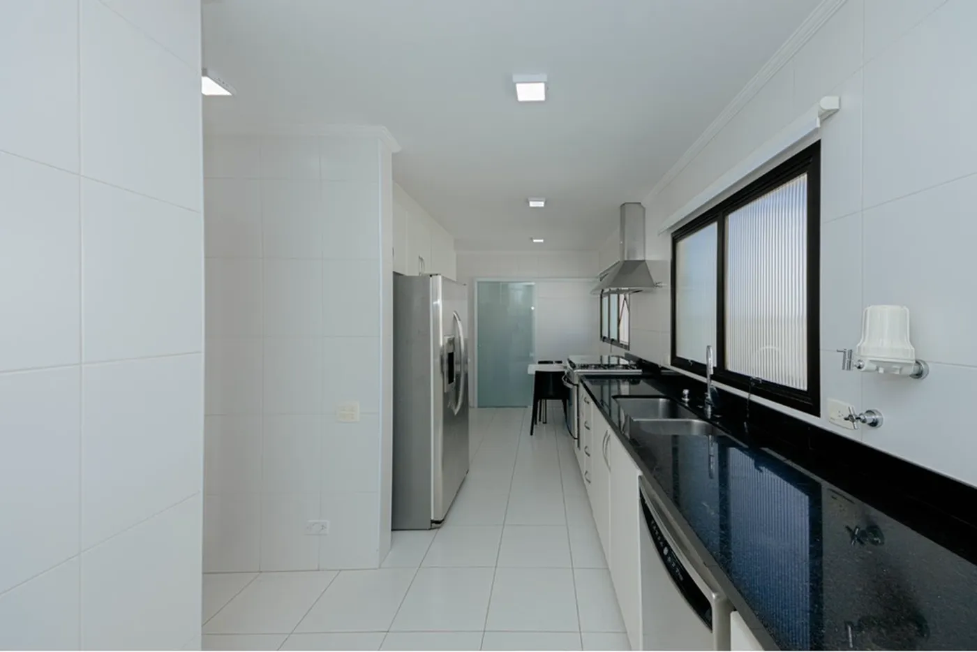 CBE 346 Apto 601371058-12 - REMAX Boutique Exclusividades