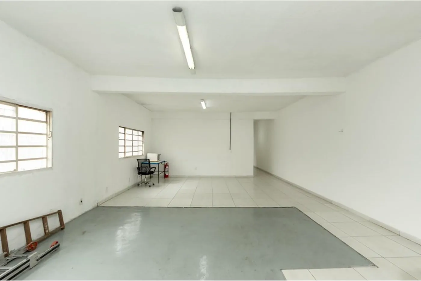 CVDT 46 Pavilhão 601371095-15 - REMAX Boutique Exclusividades