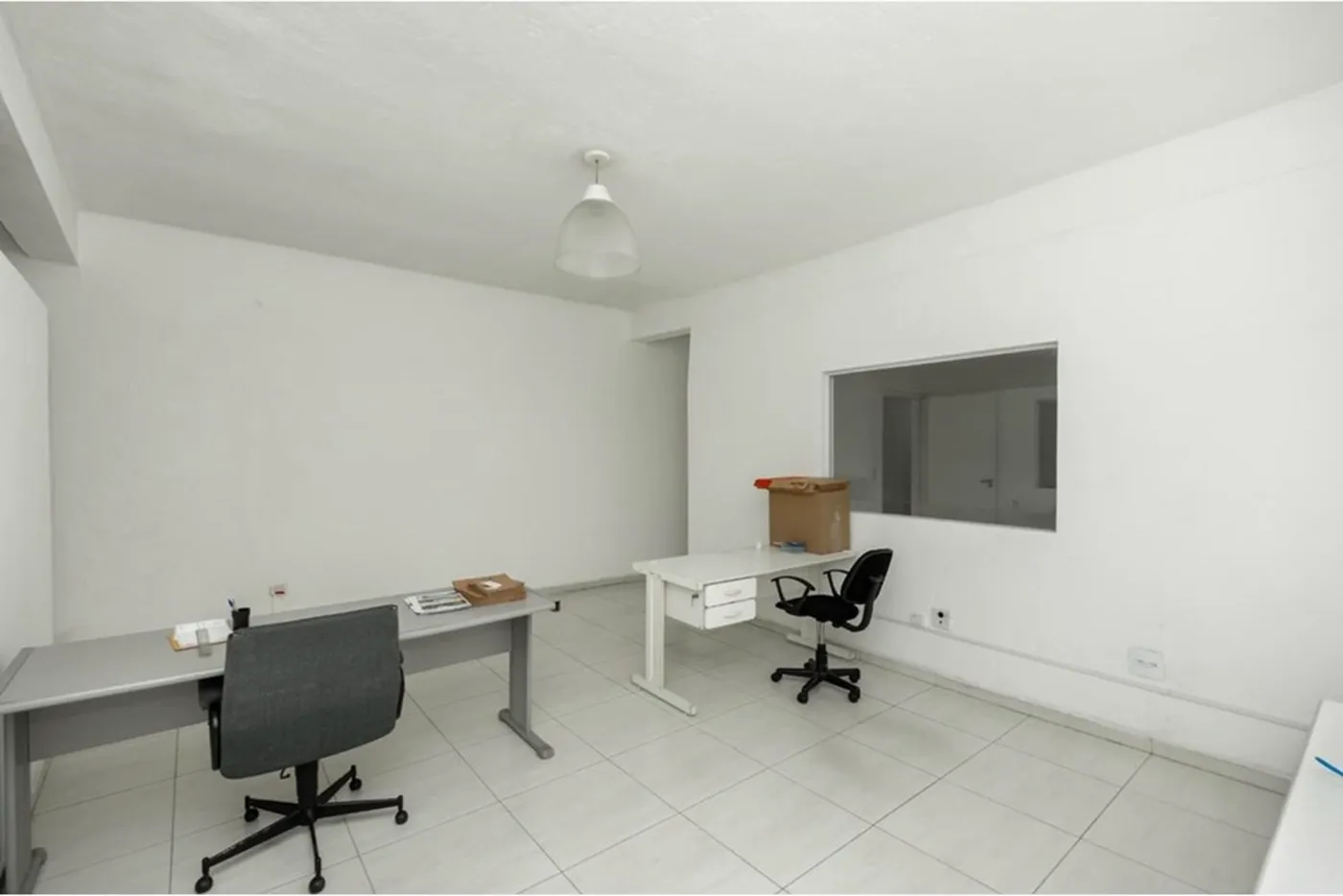 CVDT 46 Pavilhão 601371095-15 - REMAX Boutique Exclusividades