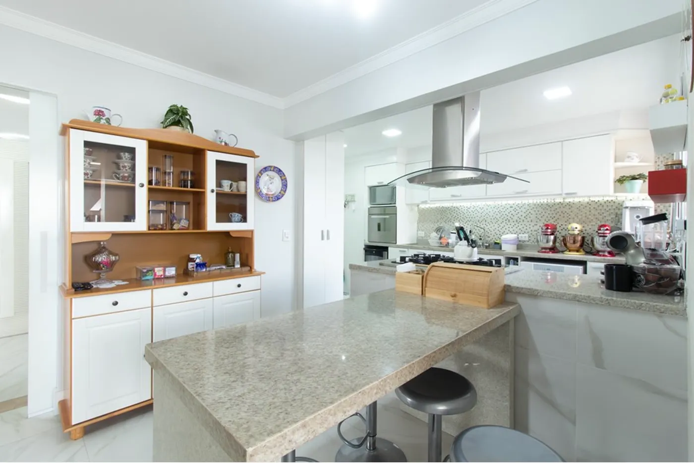 VAI 40 Apto 601971072-33 - REMAX Empire Exclusividades
