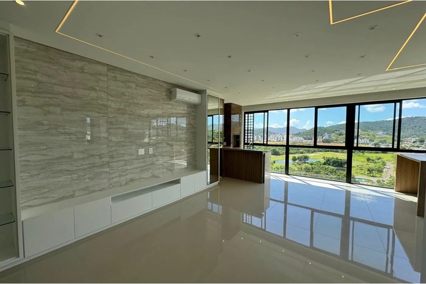 CRJM 115 Apto 590231101-26 - REMAX Dream On Exclusividades