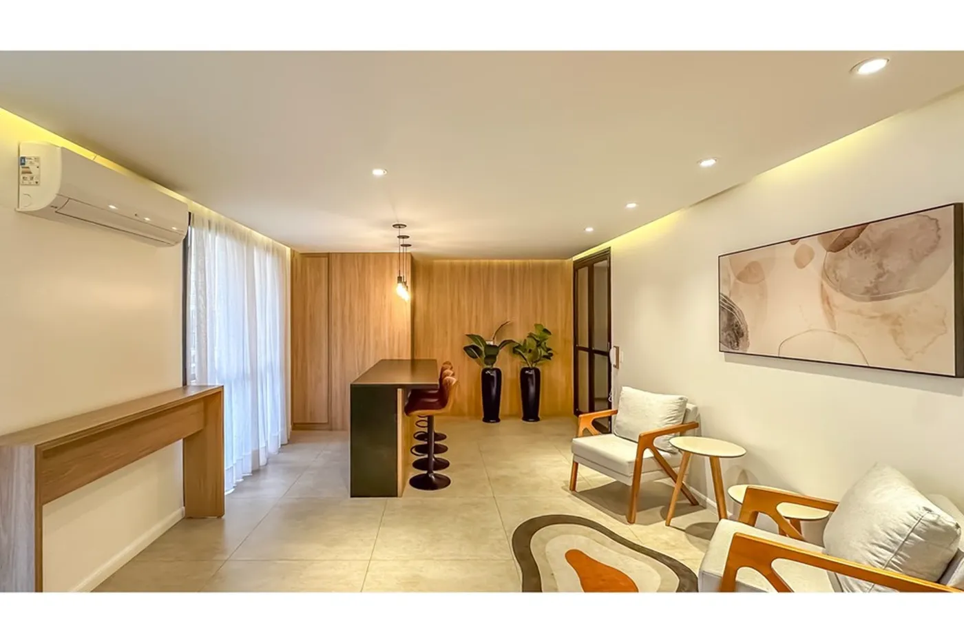 IBI 84 Apto 601721028-42 - REMAX Front Exclusividades