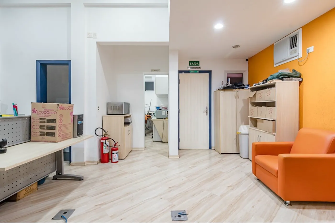 PLDC 200 Sala 601401041-17 - REMAX Paradisus Exclusividades