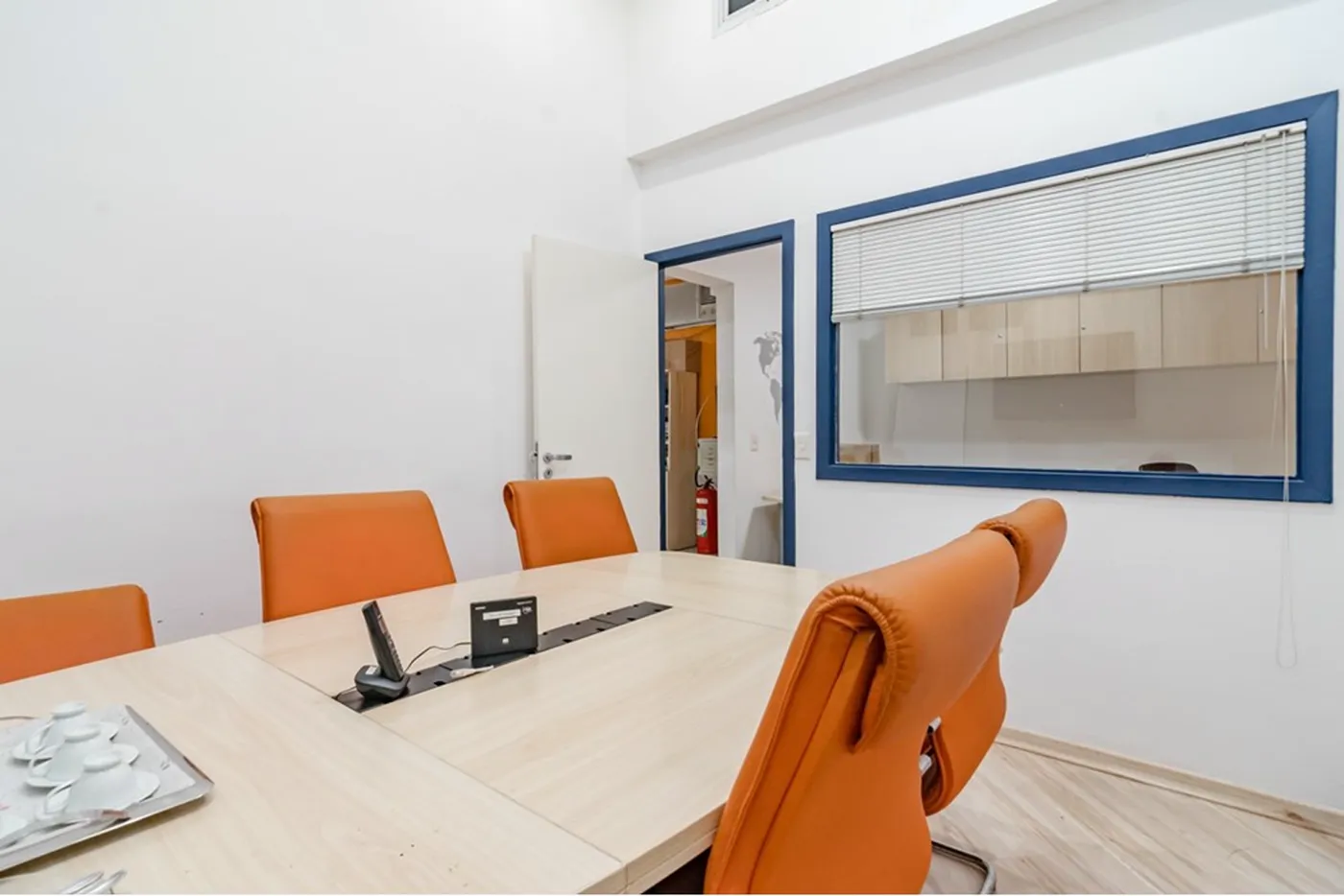 PLDC 200 Sala 601401041-17 - REMAX Paradisus Exclusividades