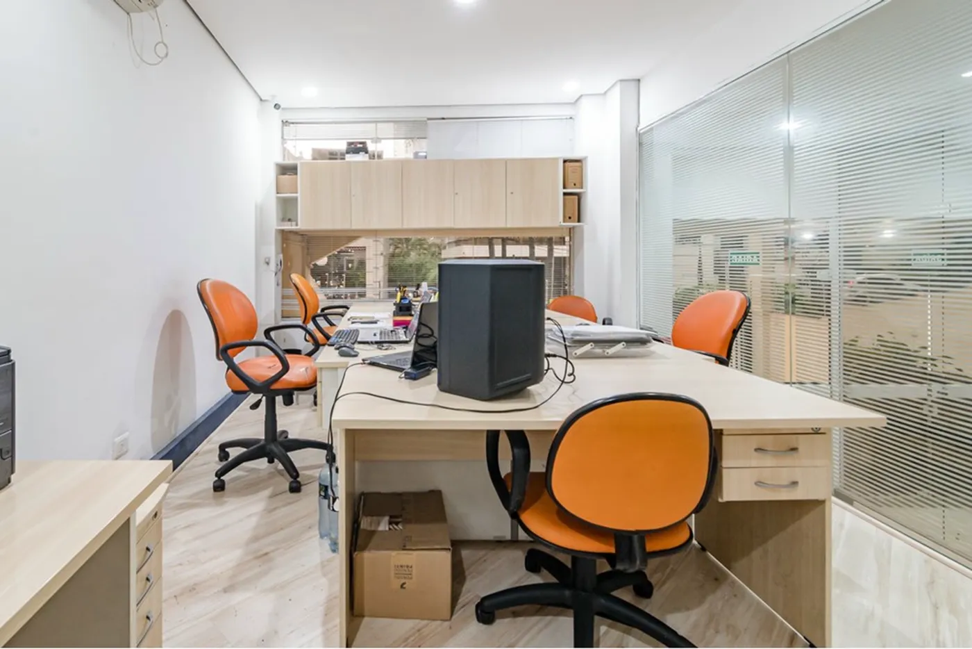 PLDC 200 Sala 601401041-17 - REMAX Paradisus Exclusividades