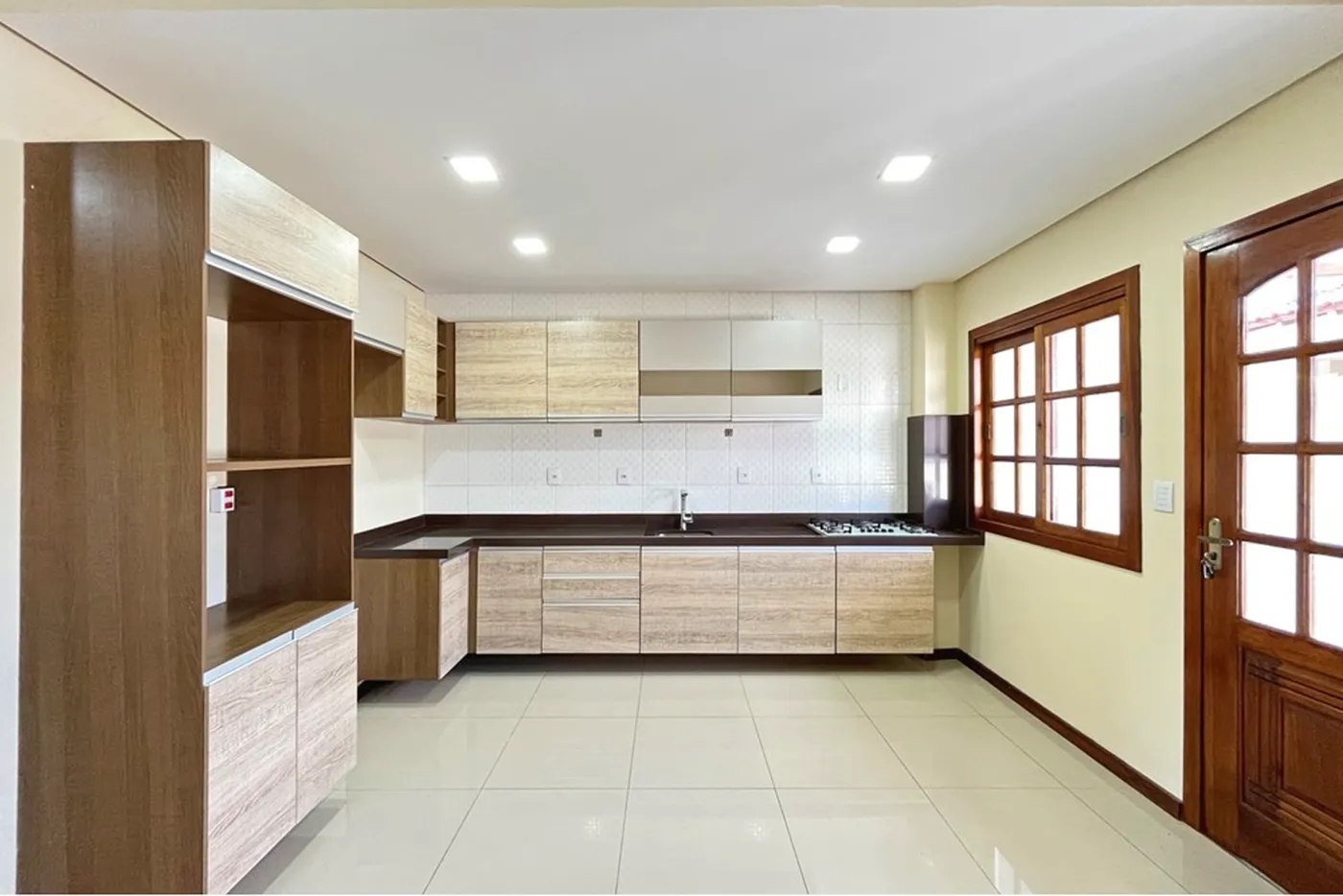 ESDC 324 610191043-23 - REMAX Casa Sul Exclusividades