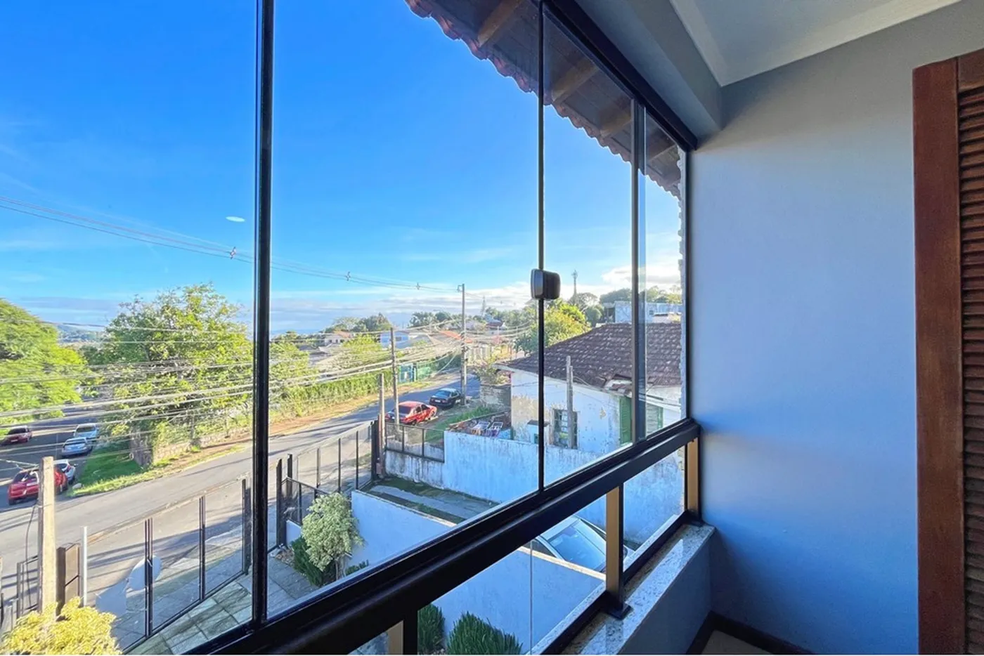 ESDC 324 610191043-23 - REMAX Casa Sul Exclusividades