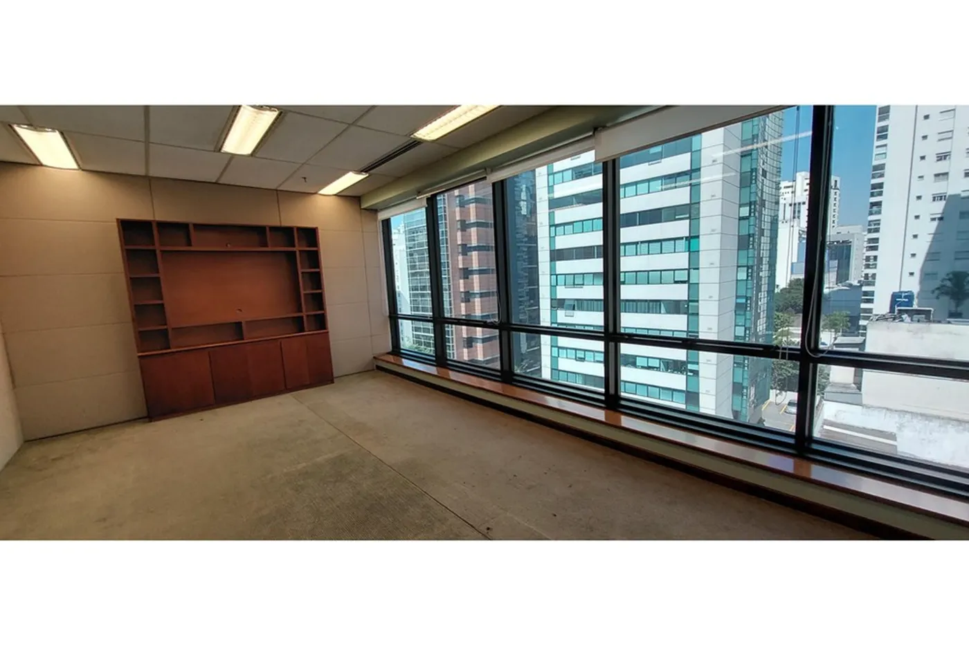 CCS 466 Sala 602221002-30 - REMAX Galeria Exclusividades