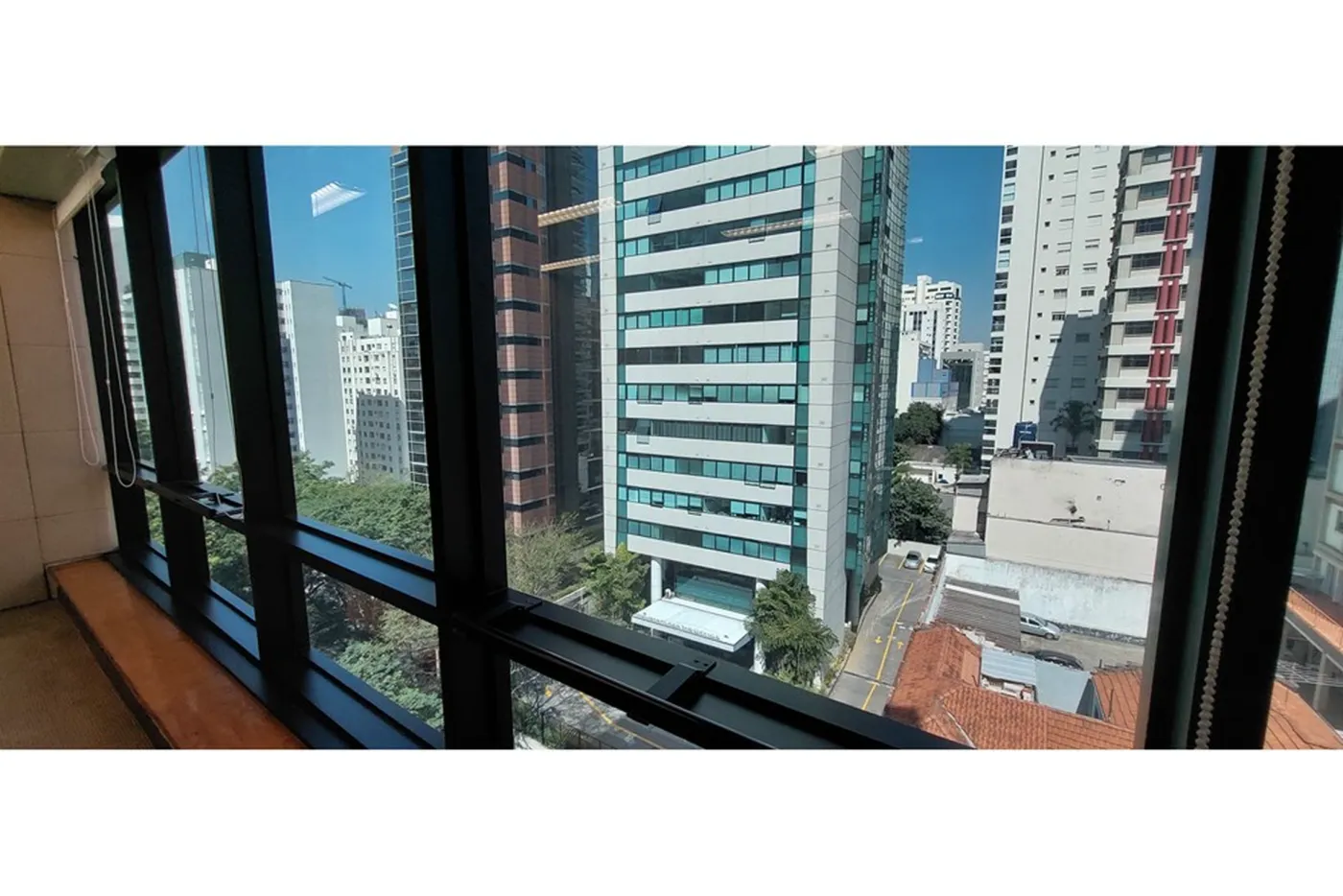 CCS 466 Sala 602221002-30 - REMAX Galeria Exclusividades