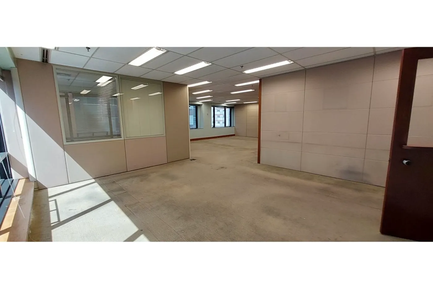 CCS 466 Sala 602221002-30 - REMAX Galeria Exclusividades