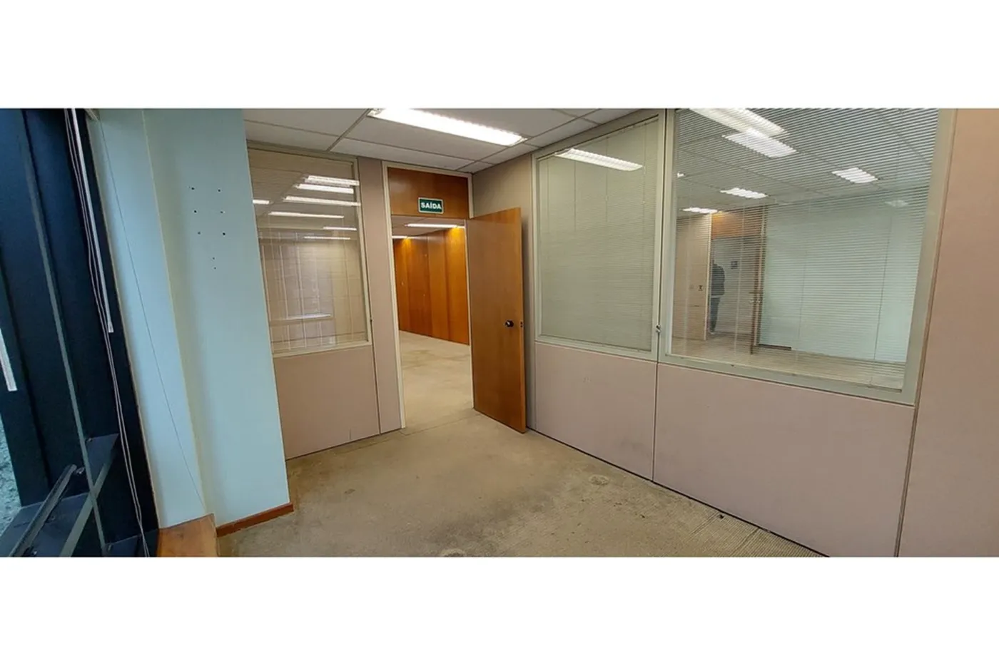 CCS 466 Sala 602221002-30 - REMAX Galeria Exclusividades