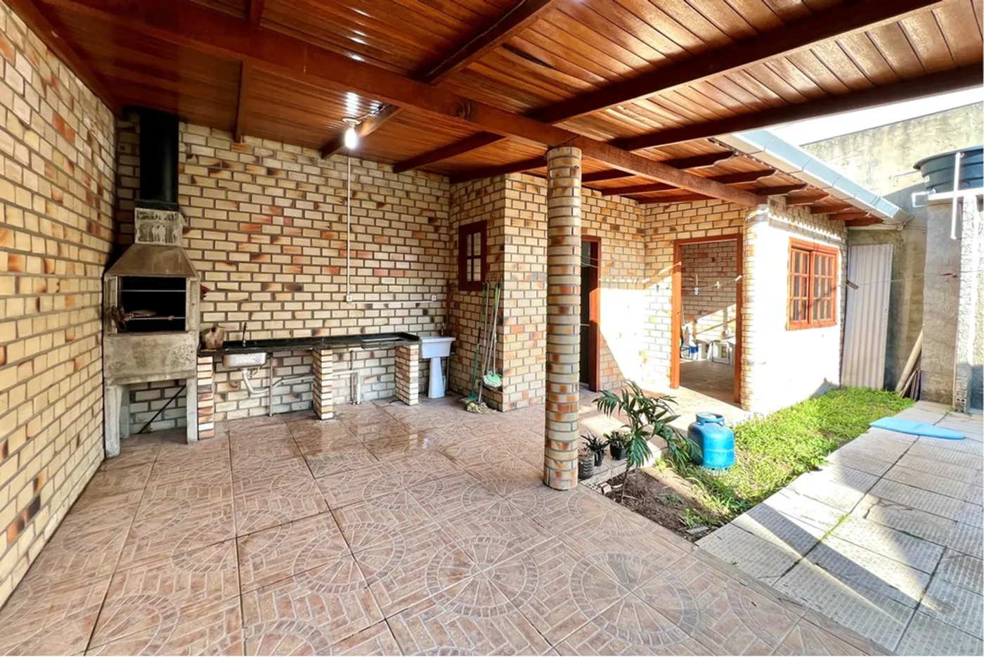 SJRP 159 Casa 610241001-122 - REMAX 520 Exclusividades