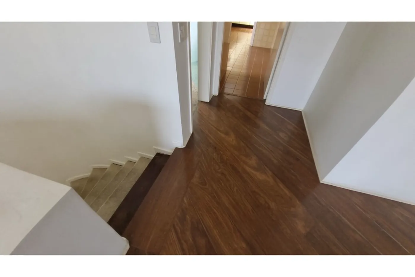 BP 341 Apto 601361048-26 - REMAX Trio Exclusividades