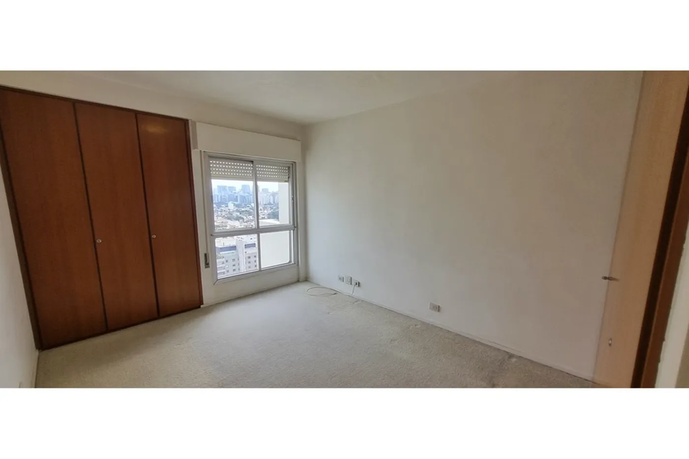 BP 341 Apto 601361048-26 - REMAX Trio Exclusividades
