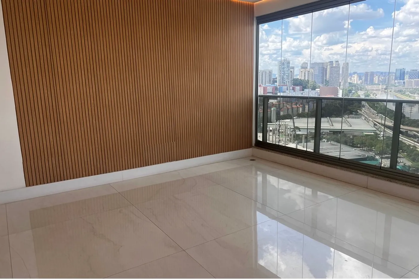 RPDDG 825 Apto 601361051-19 - REMAX Trio Exclusividades