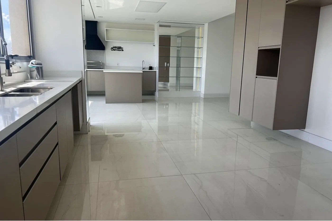RPDDG 825 Apto 601361051-19 - REMAX Trio Exclusividades