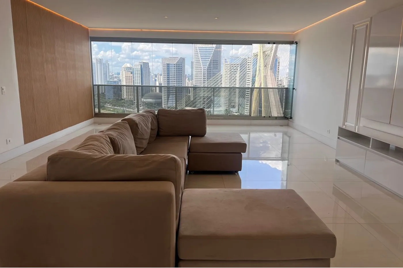 RPDDG 825 Apto 601361051-19 - REMAX Trio Exclusividades