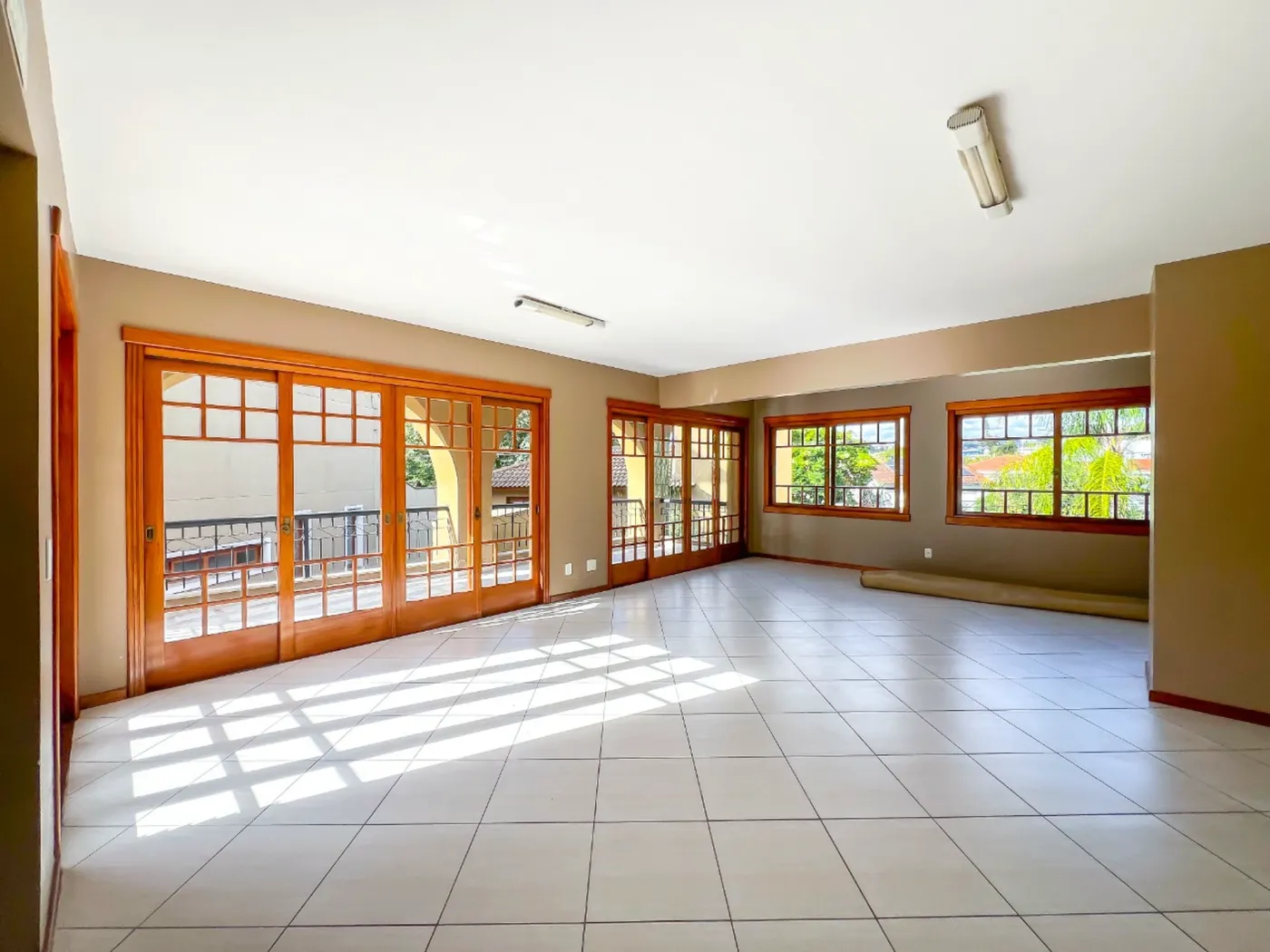 Residencial Villa Gardena Casa 3215 - Label Brokers Club Exclusividades